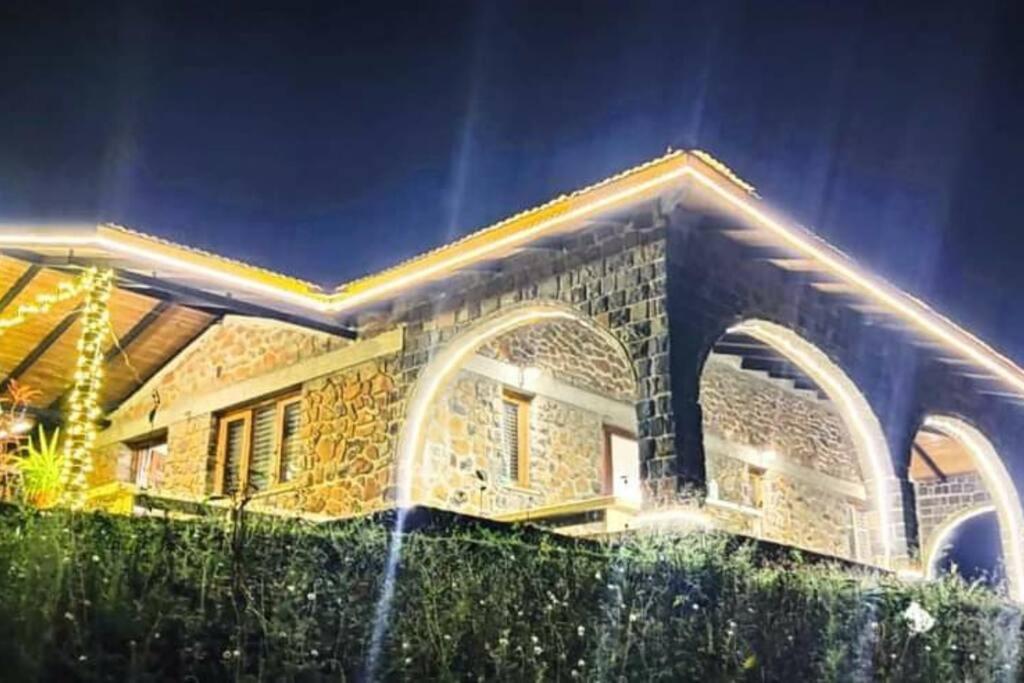 Eze Nof - A Hilltop Villa With 360º Water View Nashik Exterior foto