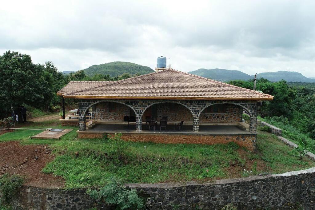 Eze Nof - A Hilltop Villa With 360º Water View Nashik Exterior foto