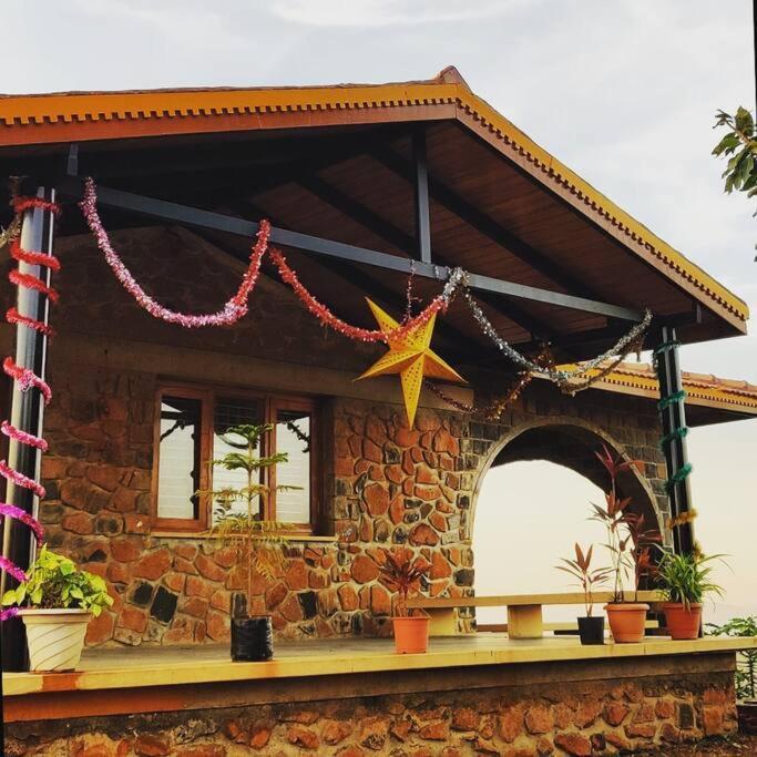 Eze Nof - A Hilltop Villa With 360º Water View Nashik Exterior foto