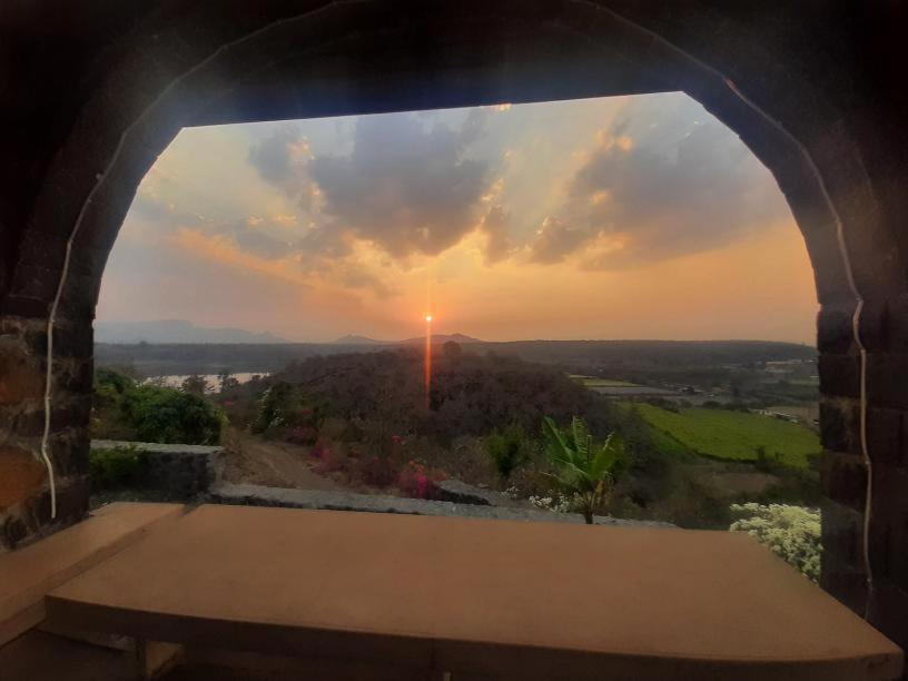Eze Nof - A Hilltop Villa With 360º Water View Nashik Exterior foto